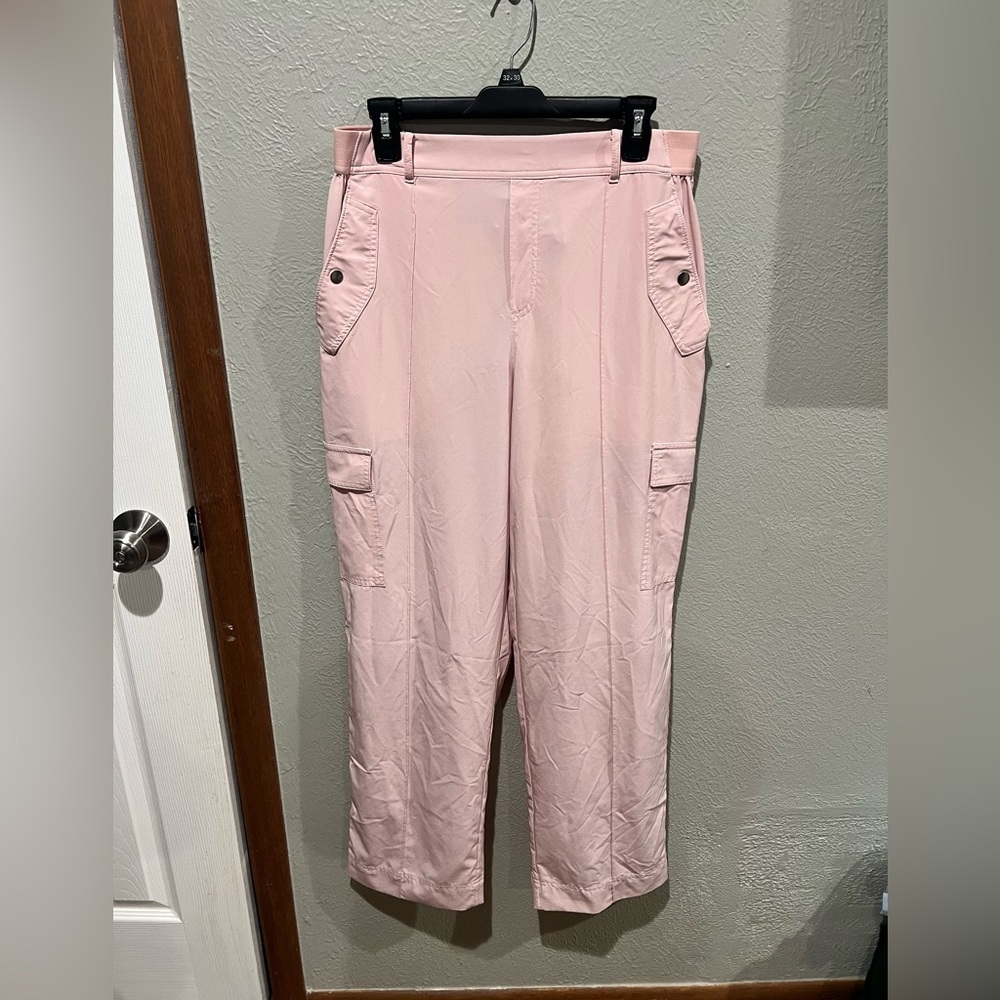 Athleta Vienna Cargo Light Pink Straight Leg Stretch Size 13 EUC Like New